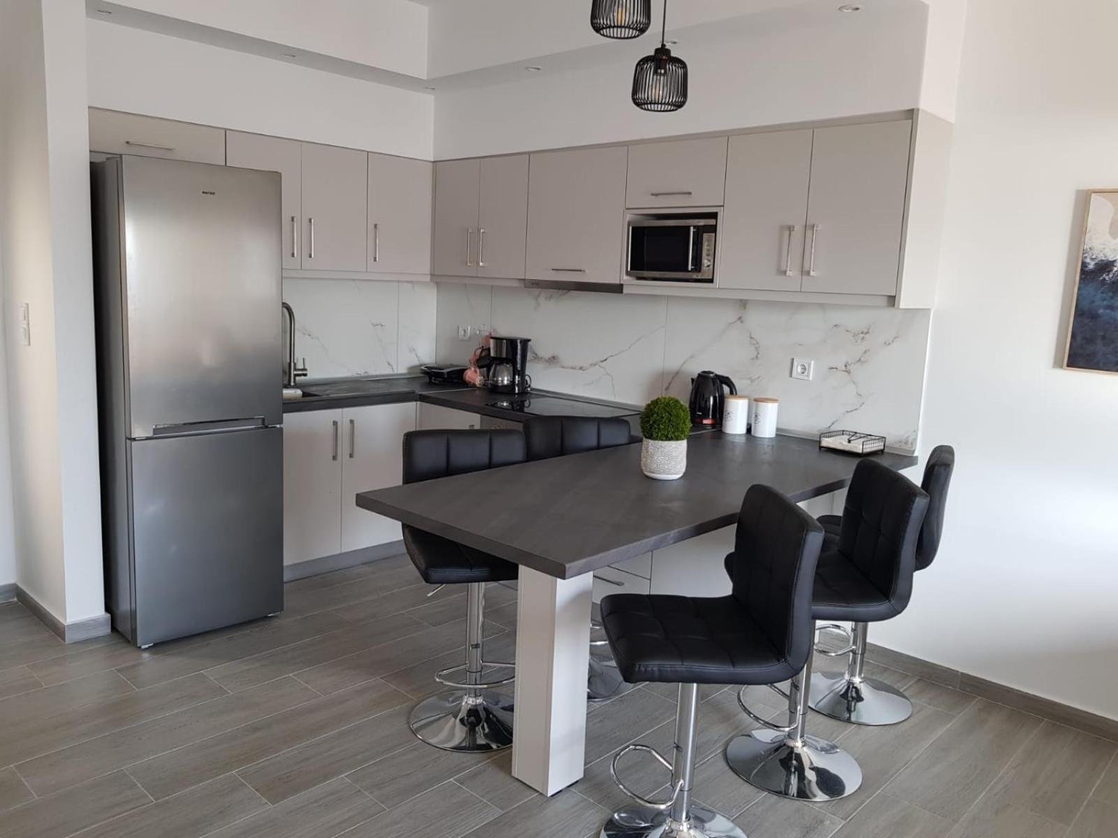 Sea Breeze 2 Apartment
